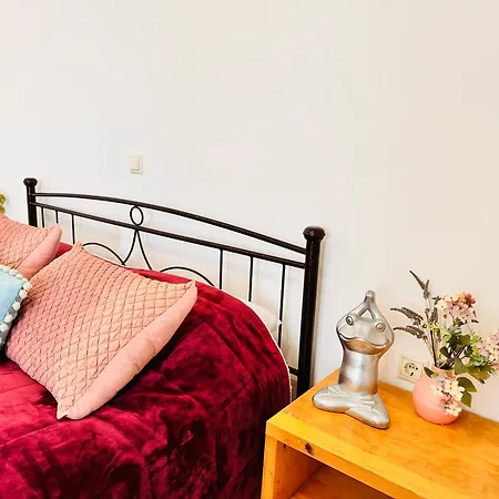 Apartment Dolce - Spacious Renovated With Unique Decor Perfect For 4 In Ideal For Fun And Relaxation By Mana Gers