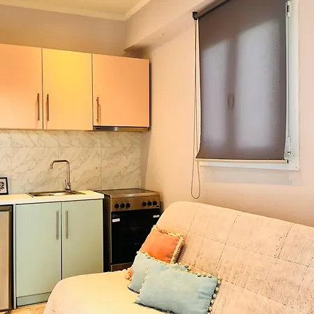 Apartment Dolce - Spacious Renovated With Unique Decor Perfect For 4 In Ideal For Fun And Relaxation By Mana Gers